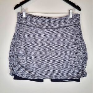 Athleta Womens Black Spacedye 268536 Contender 2-in-1 Skort Skirt Size LT A0413